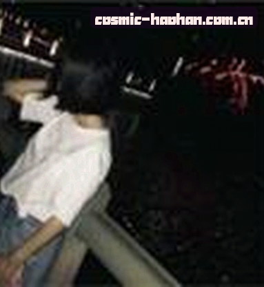 李伟